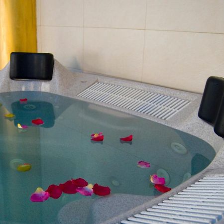 מלון Agua Viva Eco H Wellness קסטרו אורדיאלס מראה חיצוני תמונה