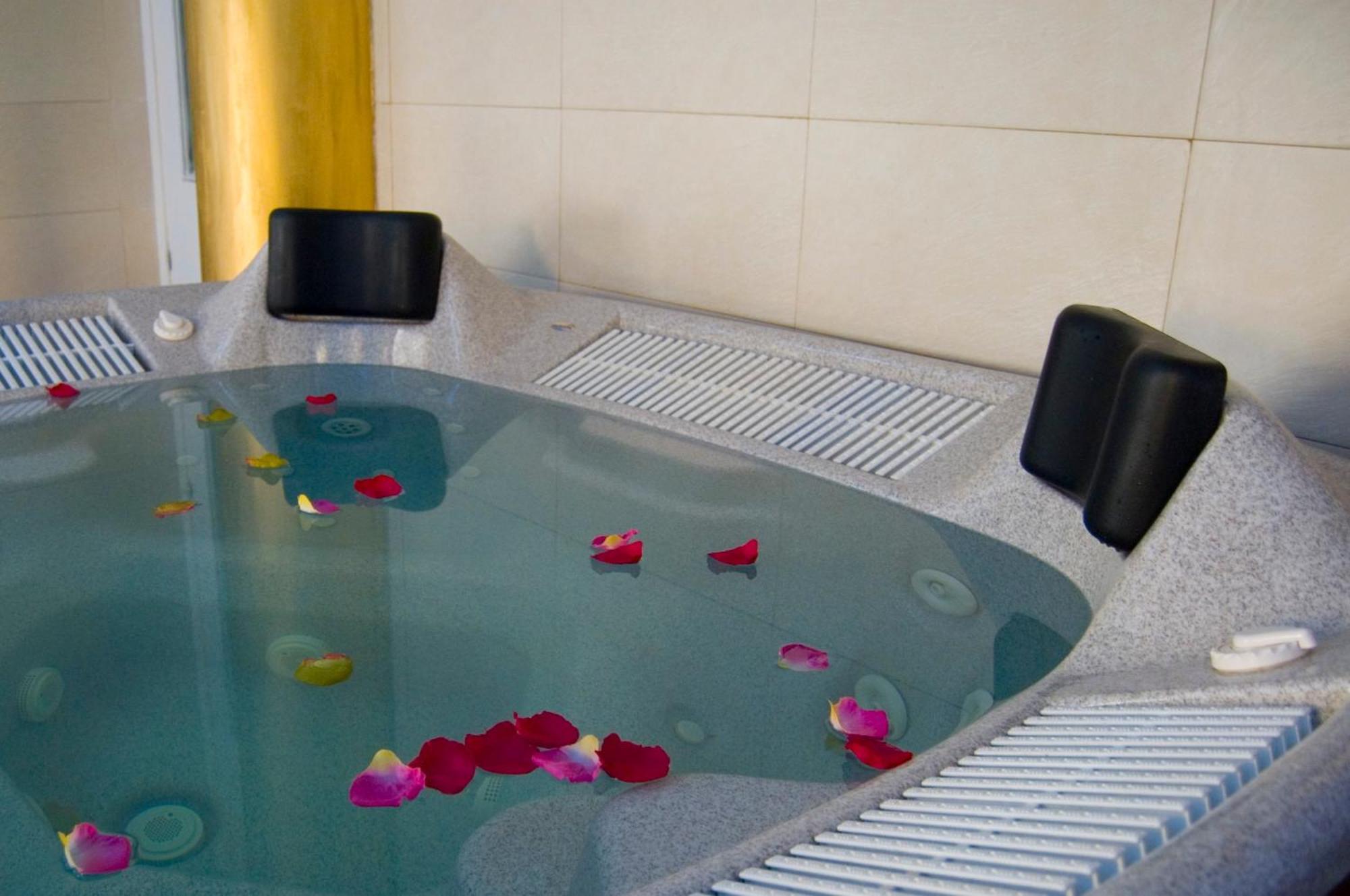 מלון Agua Viva Eco H Wellness קסטרו אורדיאלס מראה חיצוני תמונה